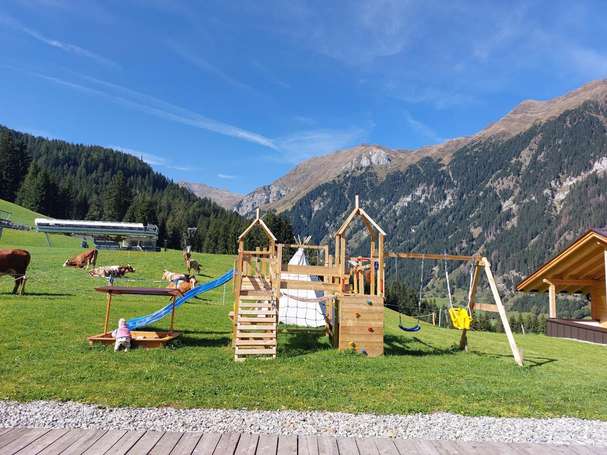 Blosegghof Bergchalets Waldblick Racines Exterior photo